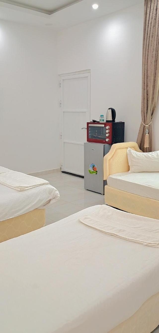 الشموخ للضيافة alshumukh guesthouse Al Ghalilah الغرفة الصورة
