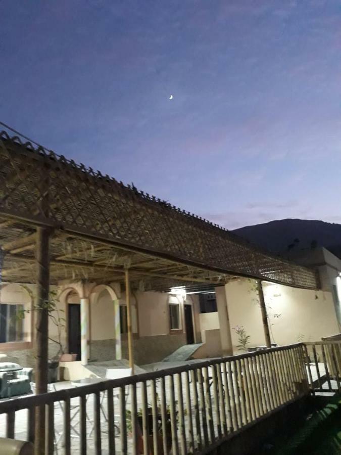 الشموخ للضيافة alshumukh guesthouse Al Ghalilah المظهر الخارجي الصورة